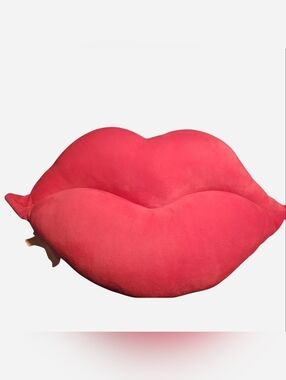 Plush Lip-Shaped Throw Pillow - Pink